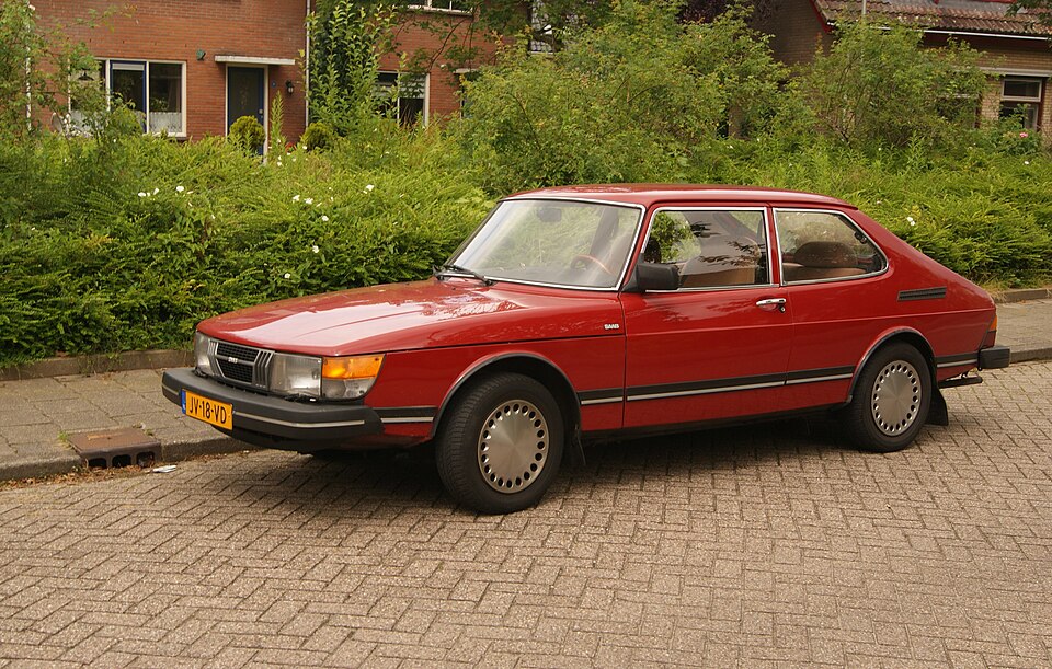 Saab 900 GL (1983)