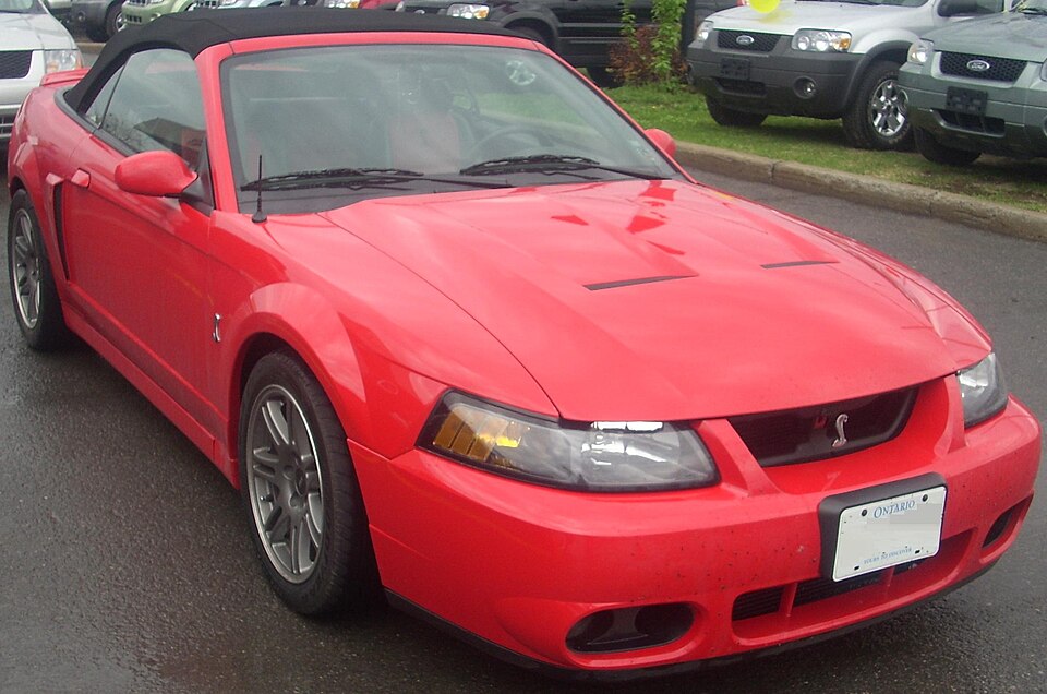 Ford Mustang SVT Cobra (2004)