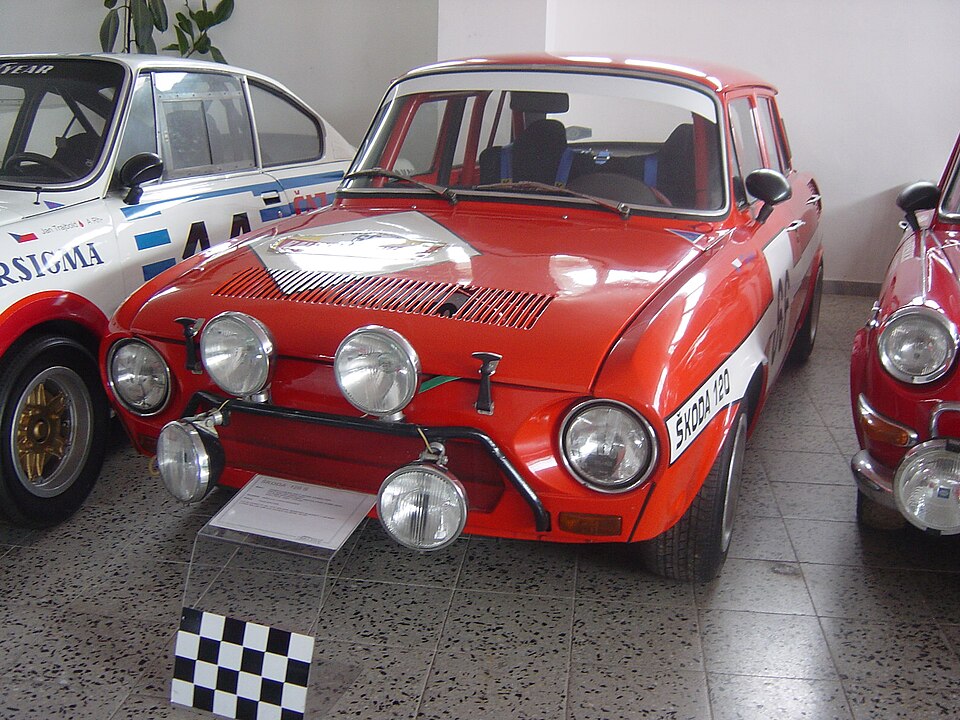 Škoda 120 L (1985)