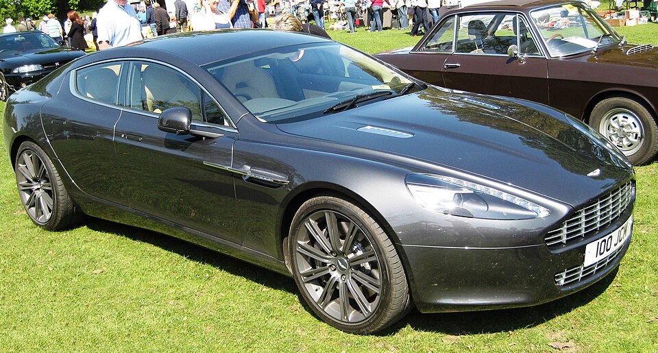 Aston Martin Rapide (2010)