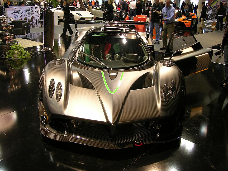 Pagani Zonda R (2009)